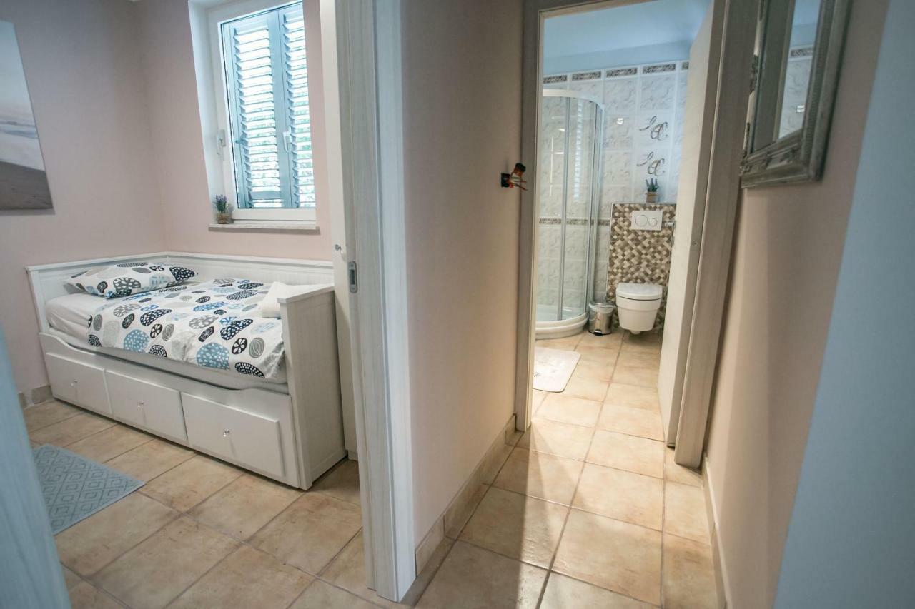 Villa Dvojac Jadranovo Eksteriør billede
